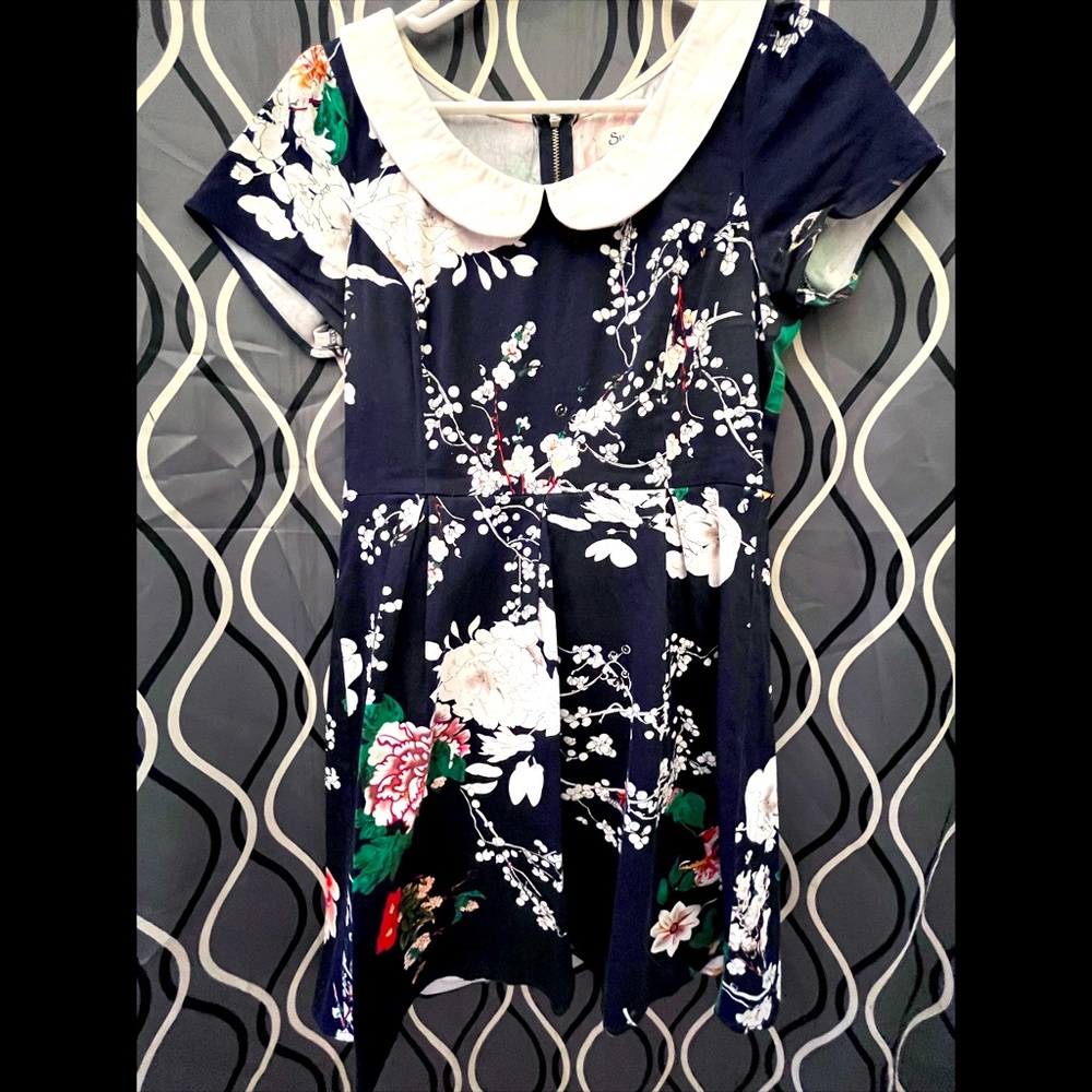 ModCloth Peter Pan Collar Floral Dress